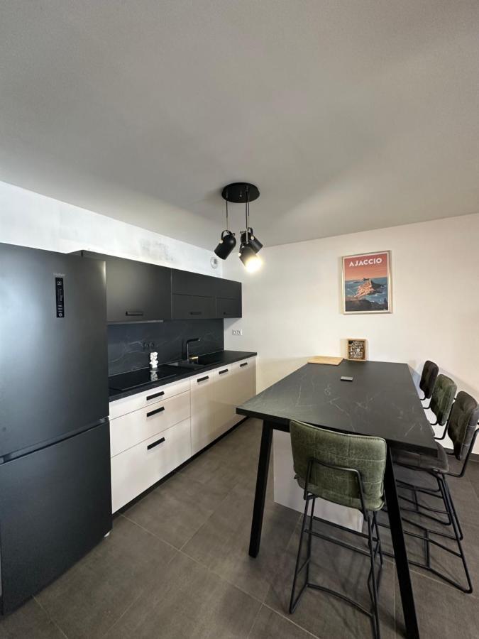 F3 - Standing, Idealement Situe Ajaccio  Exterior foto